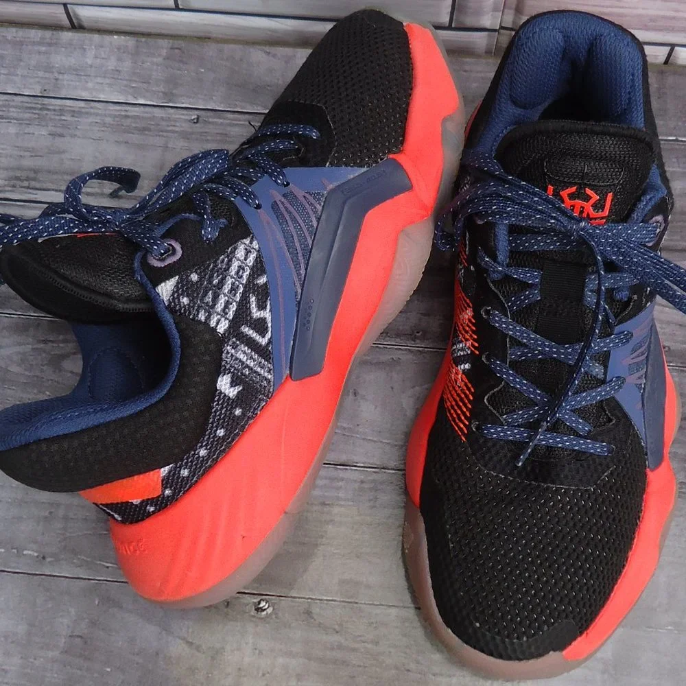 SIZE 4.5. Adidas Donovan Mitchell DON Issue 1 big kids basketball sneakers shoes - Picture 1 of 16